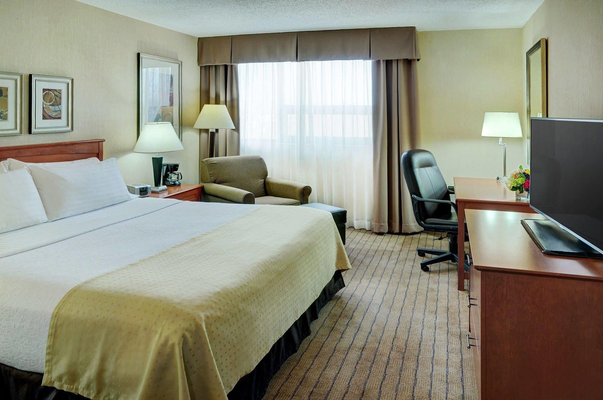 Holiday Inn Guelph Hotel & Conference Centre, An Ihg Hotel Exterior foto
