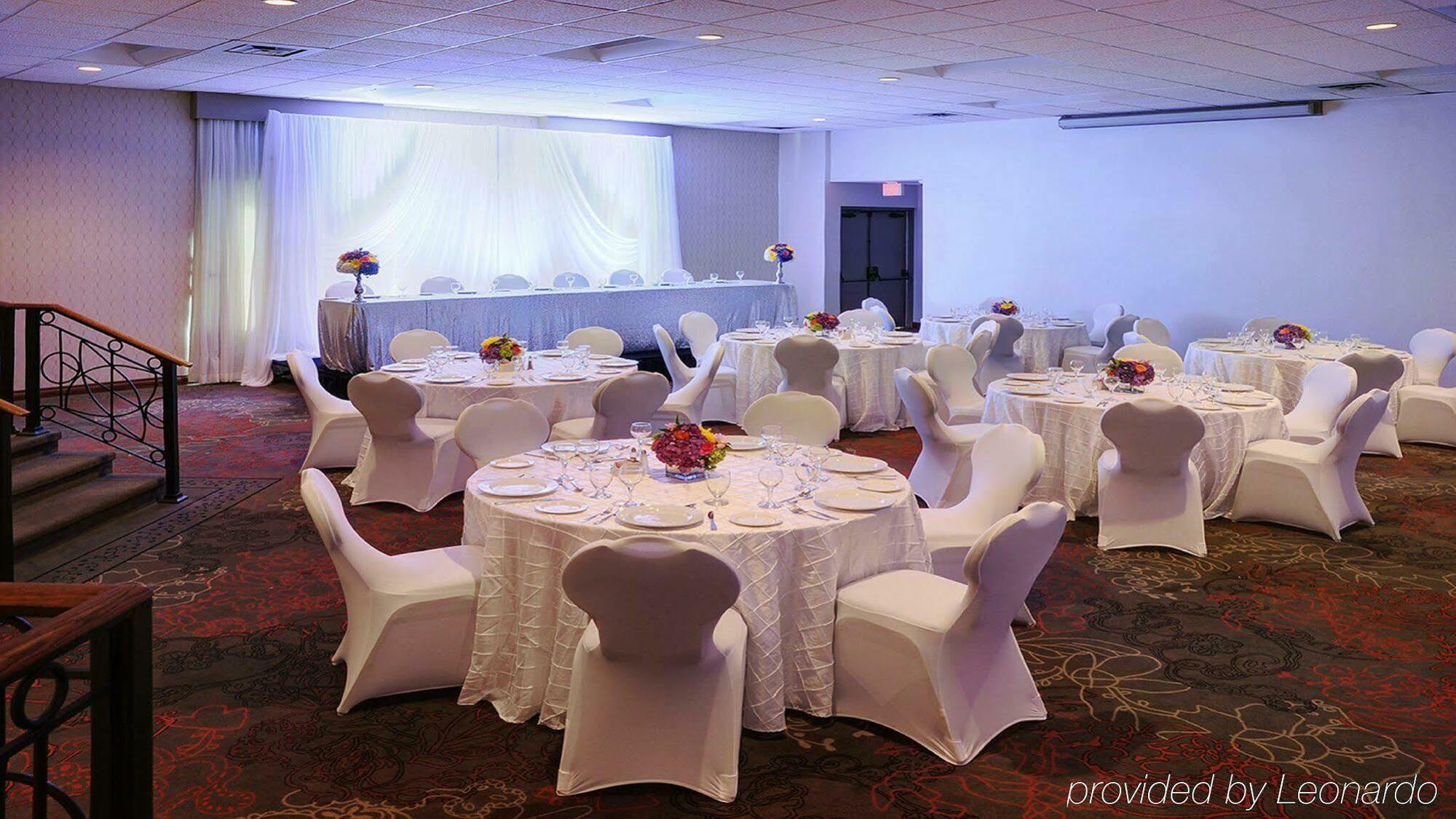 Holiday Inn Guelph Hotel & Conference Centre, An Ihg Hotel Exterior foto