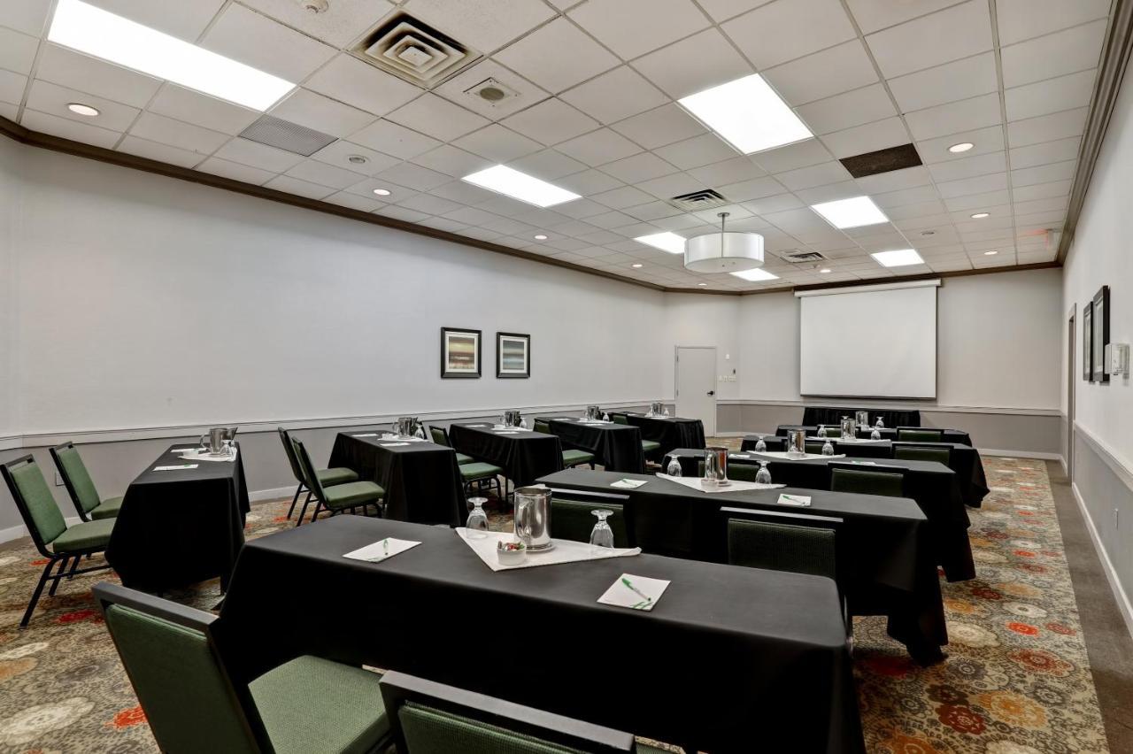 Holiday Inn Guelph Hotel & Conference Centre, An Ihg Hotel Exterior foto