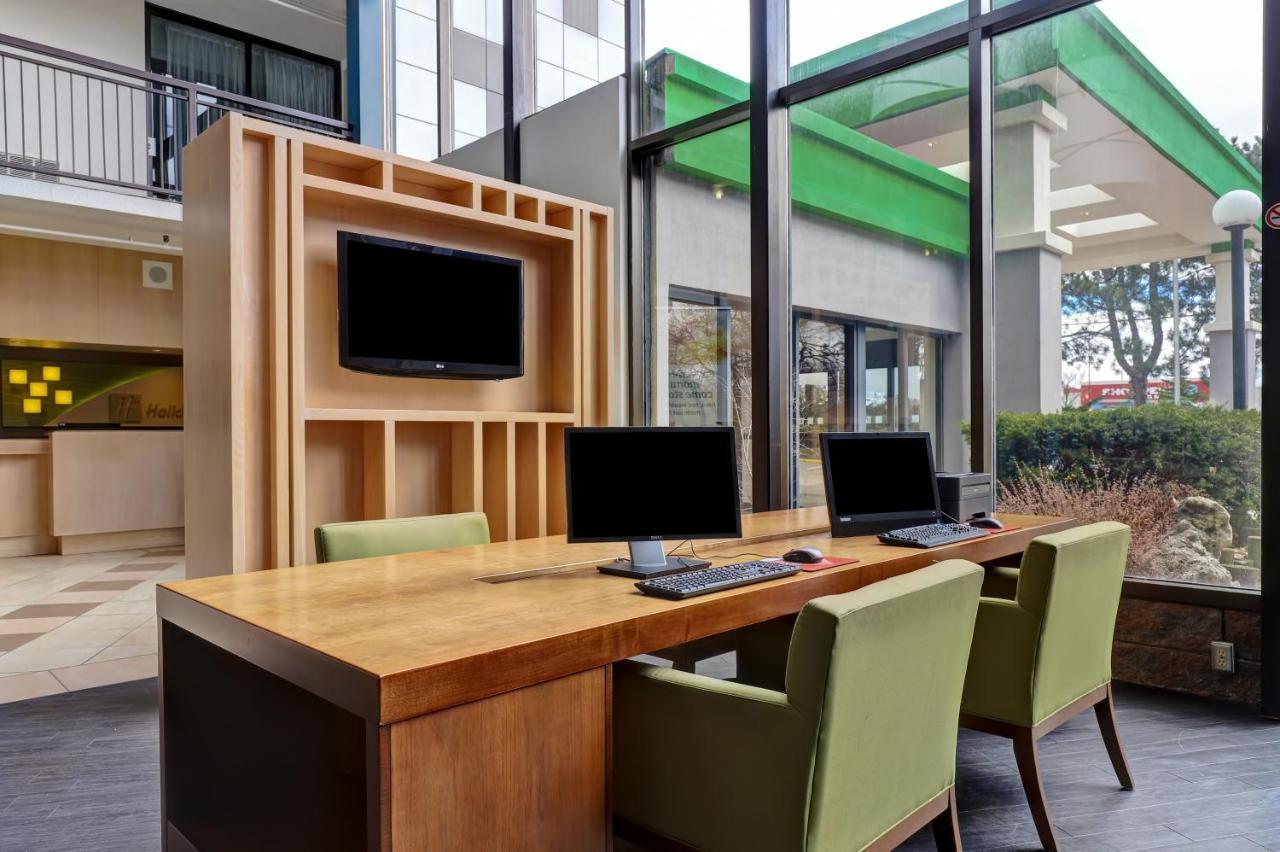 Holiday Inn Guelph Hotel & Conference Centre, An Ihg Hotel Exterior foto